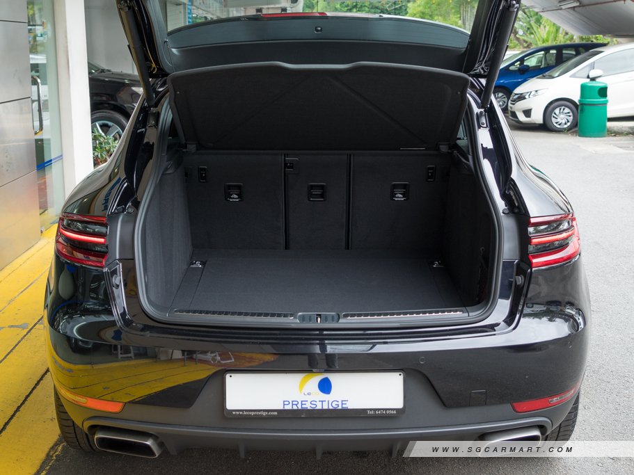 https://i.i-sgcm.com/new_cars/cars/11555/11555_g46