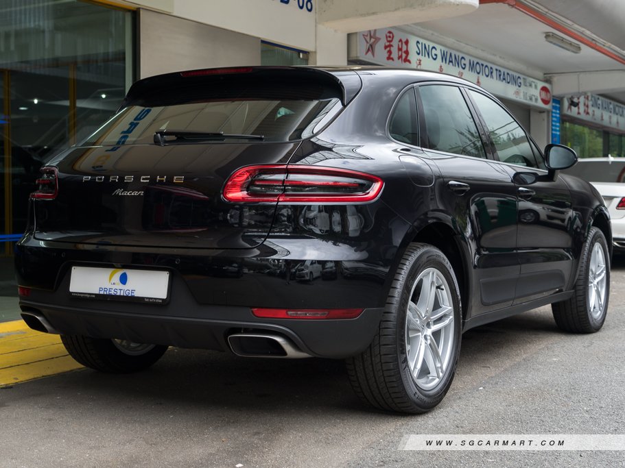 https://i.i-sgcm.com/new_cars/cars/11555/11555_g4
