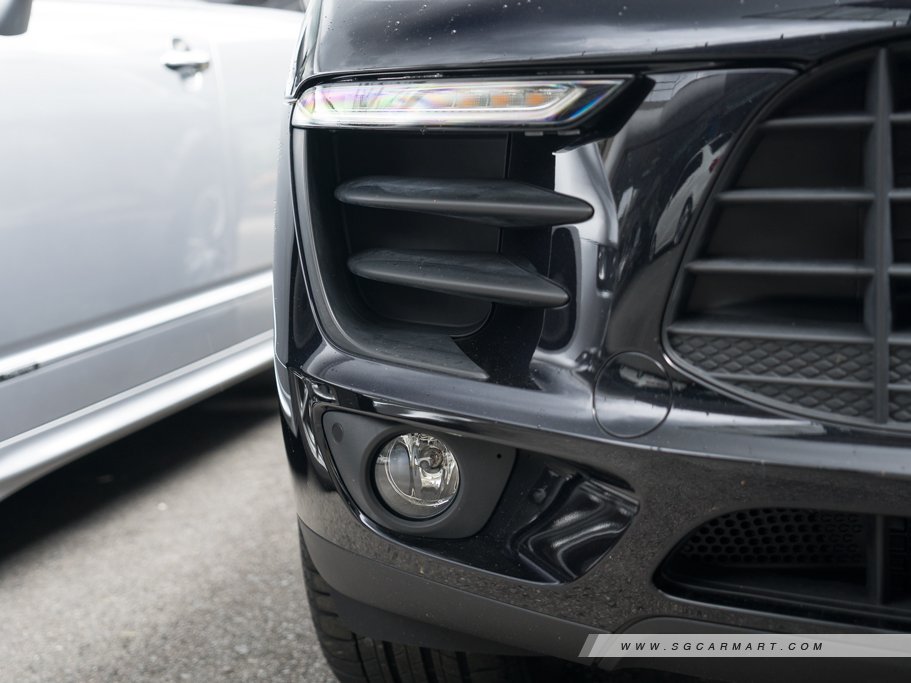 https://i.i-sgcm.com/new_cars/cars/11555/11555_g8