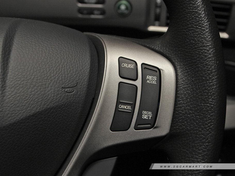 https://i.i-sgcm.com/new_cars/cars/11556/11556_g17