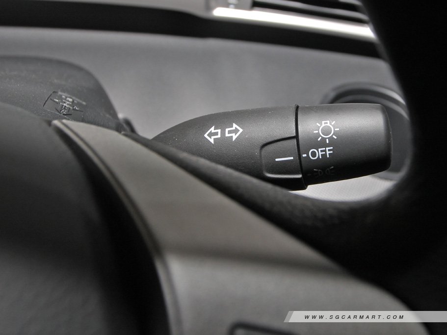 https://i.i-sgcm.com/new_cars/cars/11556/11556_g20