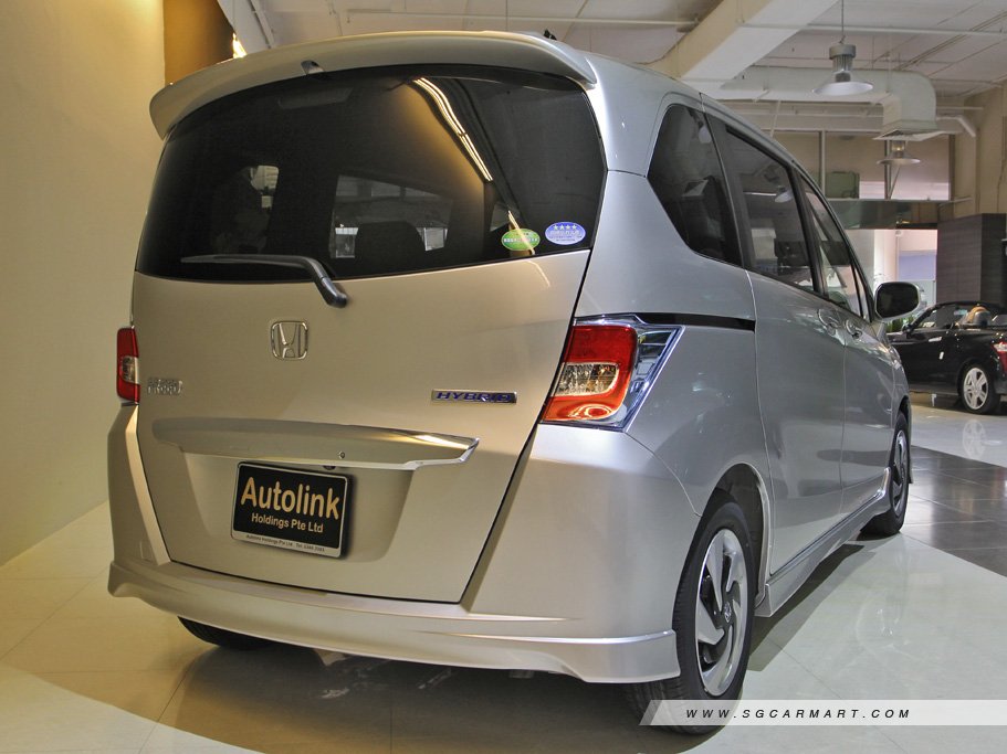 https://i.i-sgcm.com/new_cars/cars/11556/11556_g4