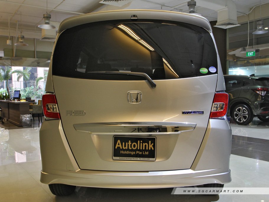 https://i.i-sgcm.com/new_cars/cars/11556/11556_g5
