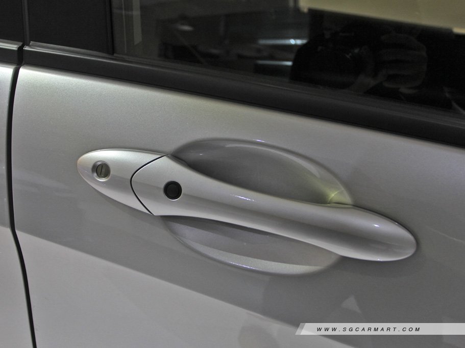 https://i.i-sgcm.com/new_cars/cars/11556/11556_g8