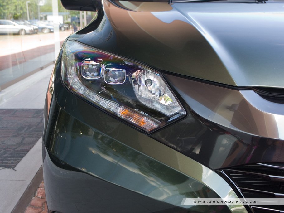 https://i.i-sgcm.com/new_cars/cars/11557/11557_g24