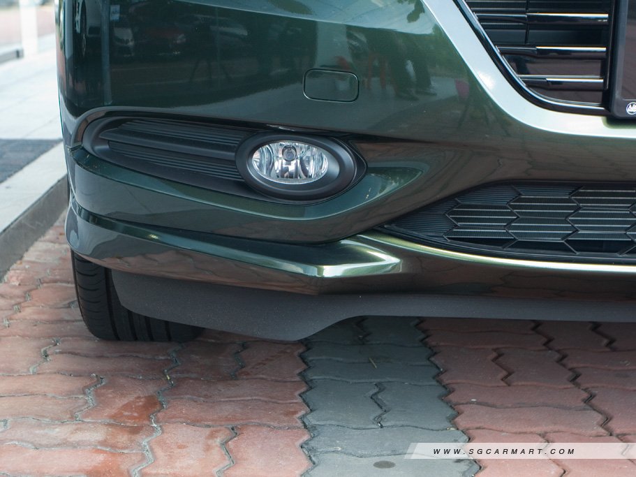 https://i.i-sgcm.com/new_cars/cars/11557/11557_g25