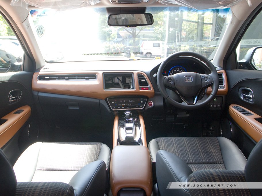 https://i.i-sgcm.com/new_cars/cars/11557/11557_g32