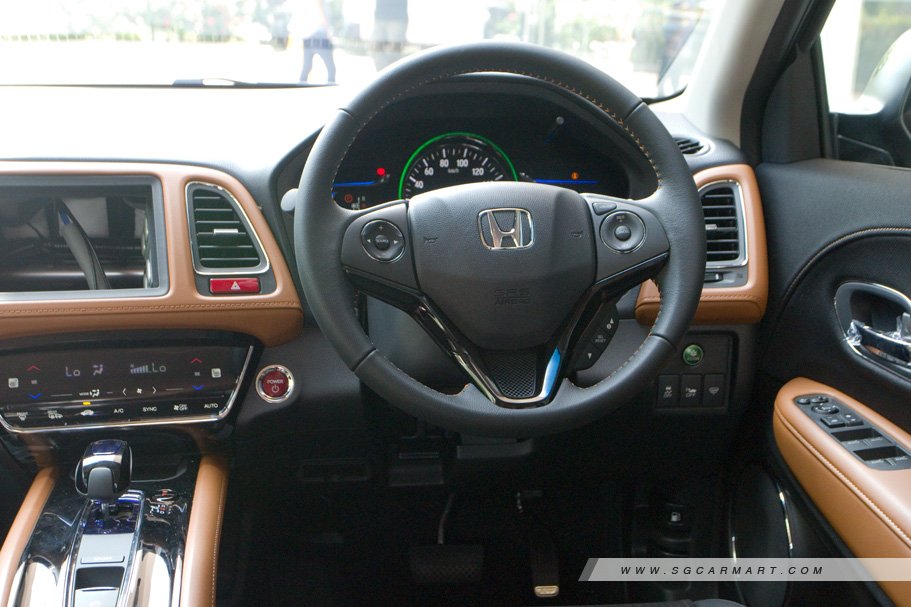 https://i.i-sgcm.com/new_cars/cars/11557/11557_g33