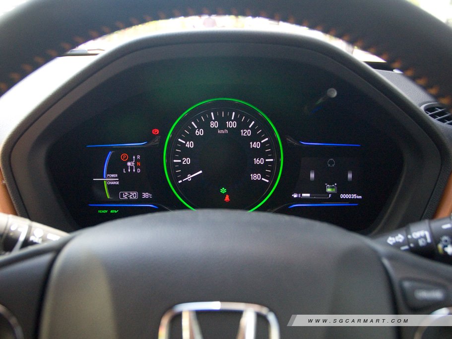 https://i.i-sgcm.com/new_cars/cars/11557/11557_g40