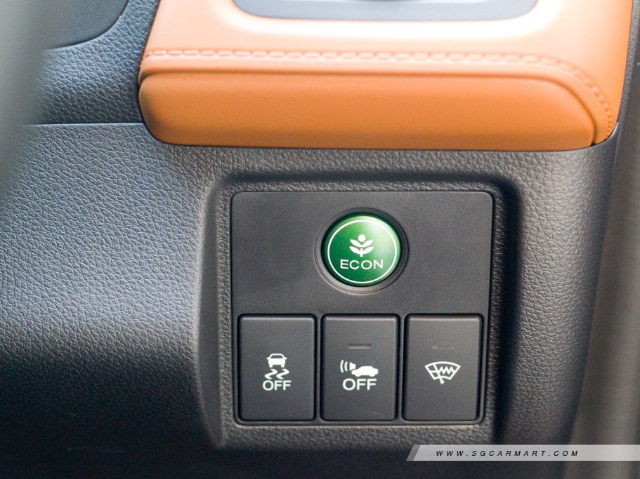 https://i.i-sgcm.com/new_cars/cars/11557/11557_g47