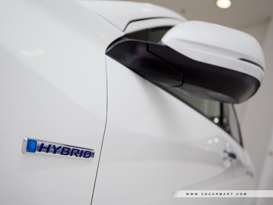 https://i.i-sgcm.com/new_cars/cars/11557/11557_g64
