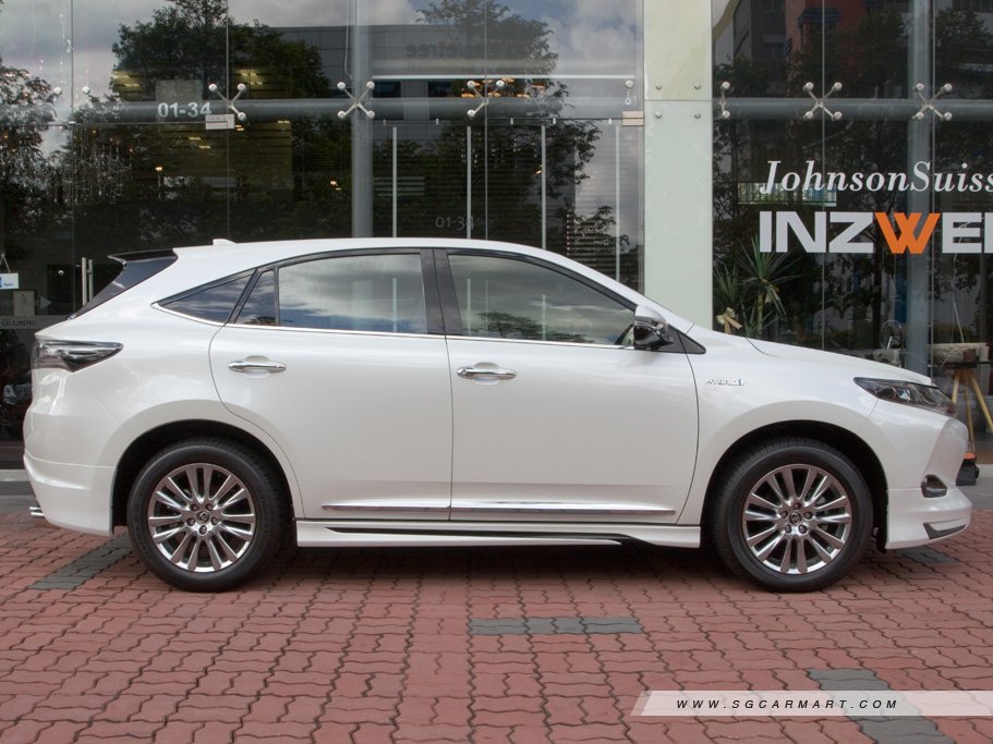 https://i.i-sgcm.com/new_cars/cars/11558/11558_g18