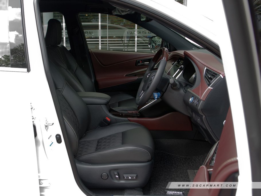https://i.i-sgcm.com/new_cars/cars/11558/11558_g28