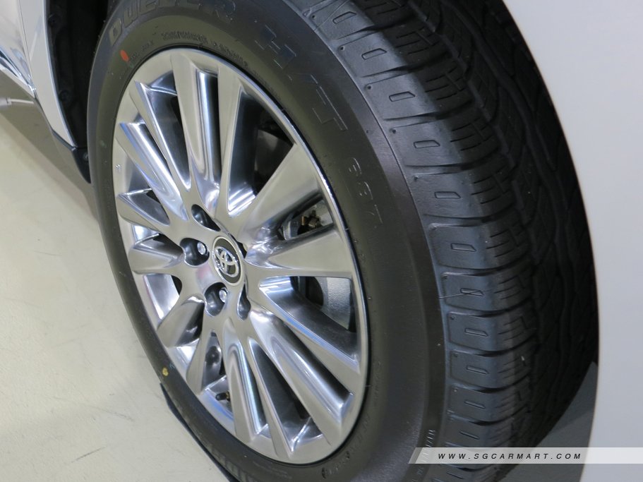 https://i.i-sgcm.com/new_cars/cars/11558/11558_g8