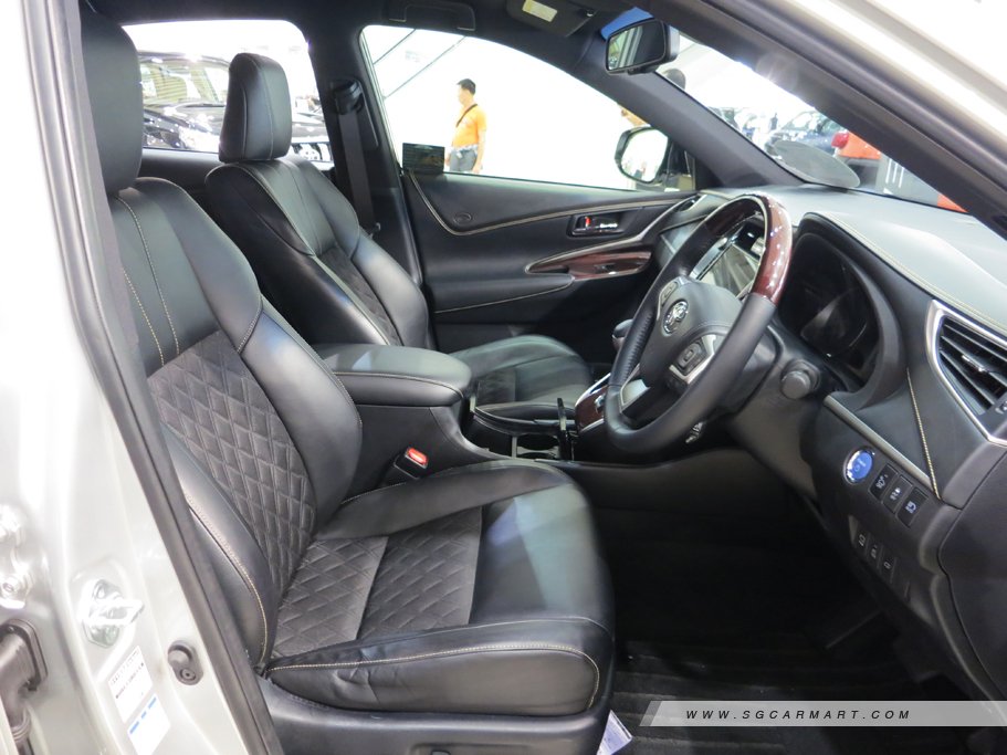 https://i.i-sgcm.com/new_cars/cars/11558/11558_g9