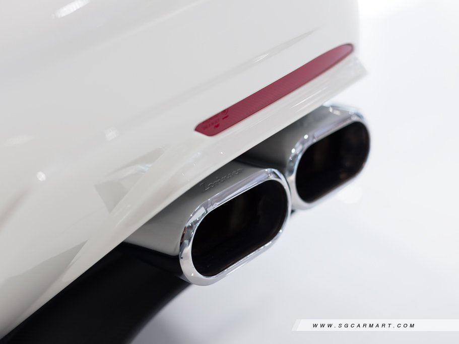 https://i.i-sgcm.com/new_cars/cars/11561/11561_g26