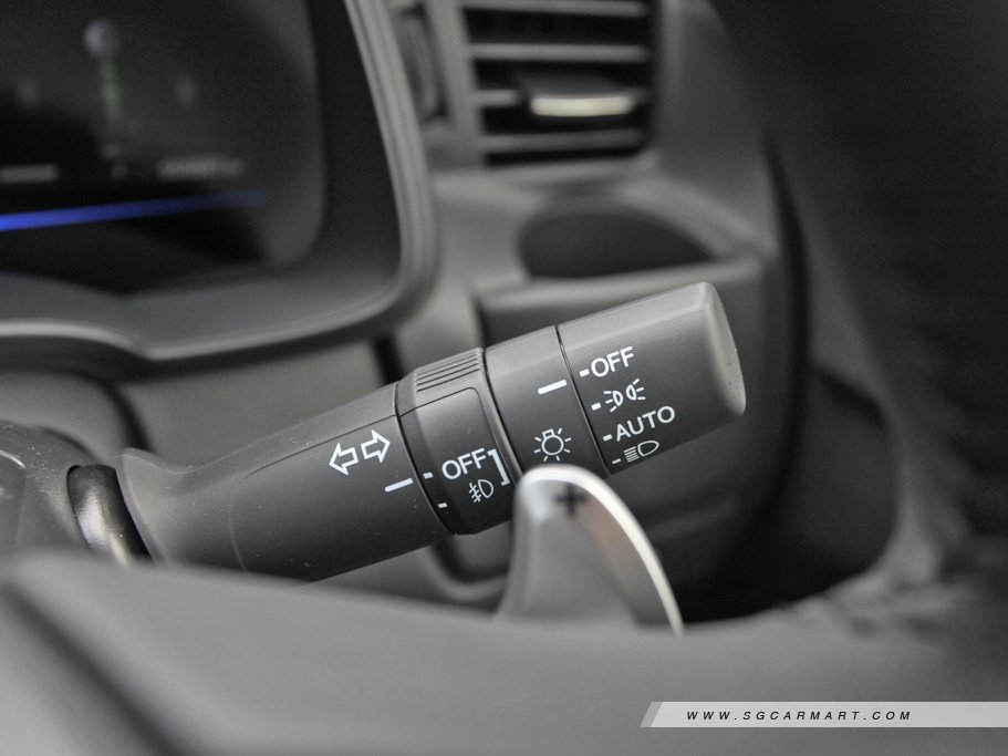 https://i.i-sgcm.com/new_cars/cars/11571/11571_g27
