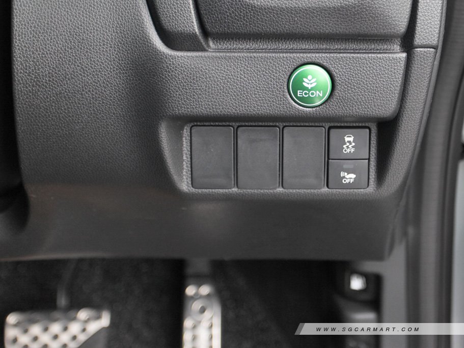 https://i.i-sgcm.com/new_cars/cars/11571/11571_g33