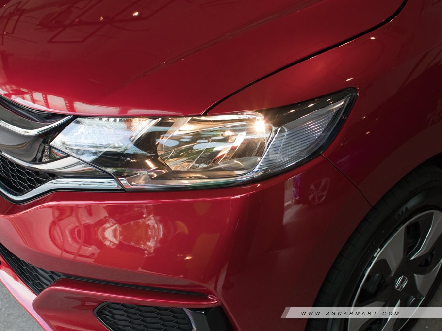 https://i.i-sgcm.com/new_cars/cars/11571/11571_g40