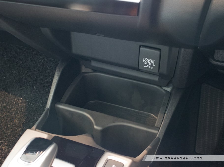 https://i.i-sgcm.com/new_cars/cars/11571/11571_g65