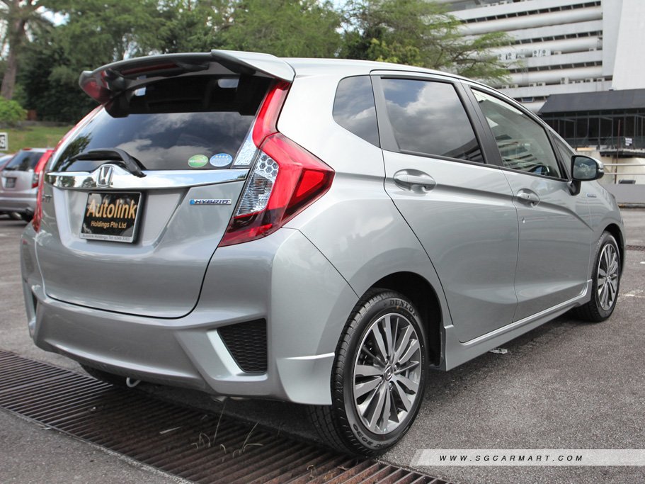 https://i.i-sgcm.com/new_cars/cars/11571/11571_g6