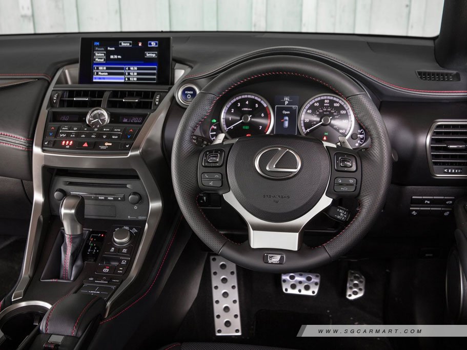 https://i.i-sgcm.com/new_cars/cars/11573/11573_g18