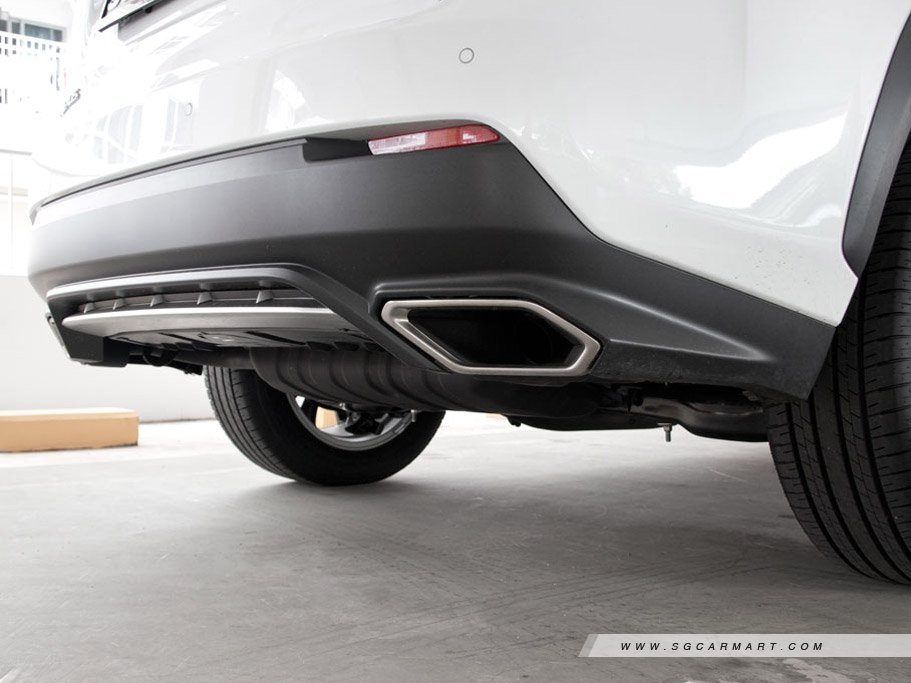 https://i.i-sgcm.com/new_cars/cars/11573/11573_g44