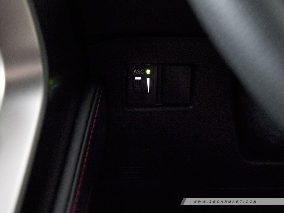 https://i.i-sgcm.com/new_cars/cars/11573/11573_g58