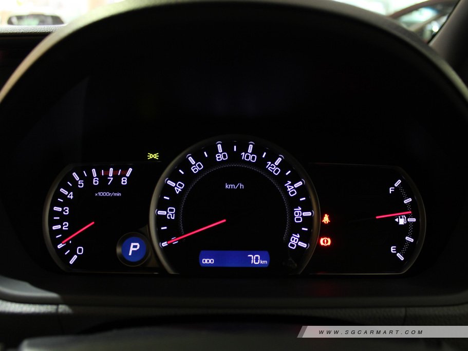 Toyota Voxy 2.0 ZS 22