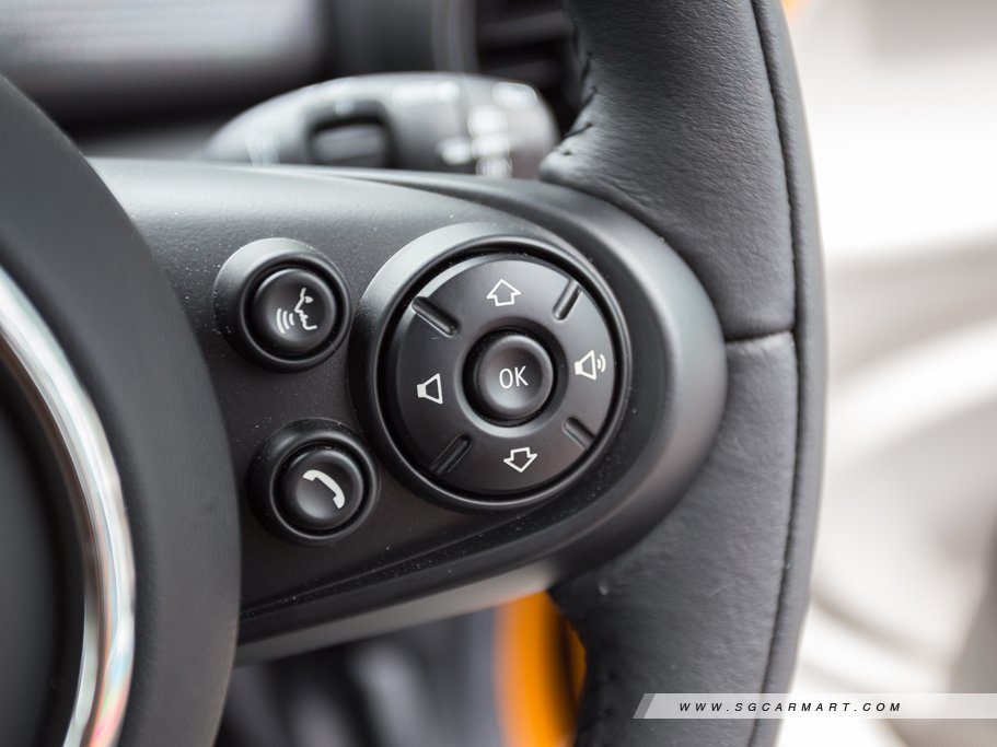https://i.i-sgcm.com/new_cars/cars/11583/11583_g24