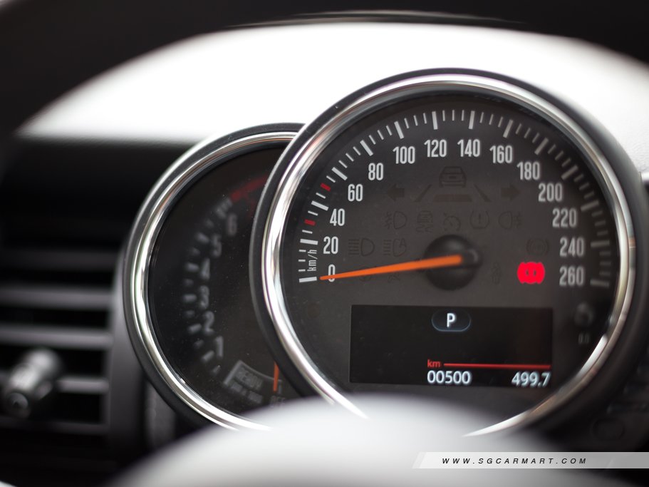 https://i.i-sgcm.com/new_cars/cars/11583/11583_g27