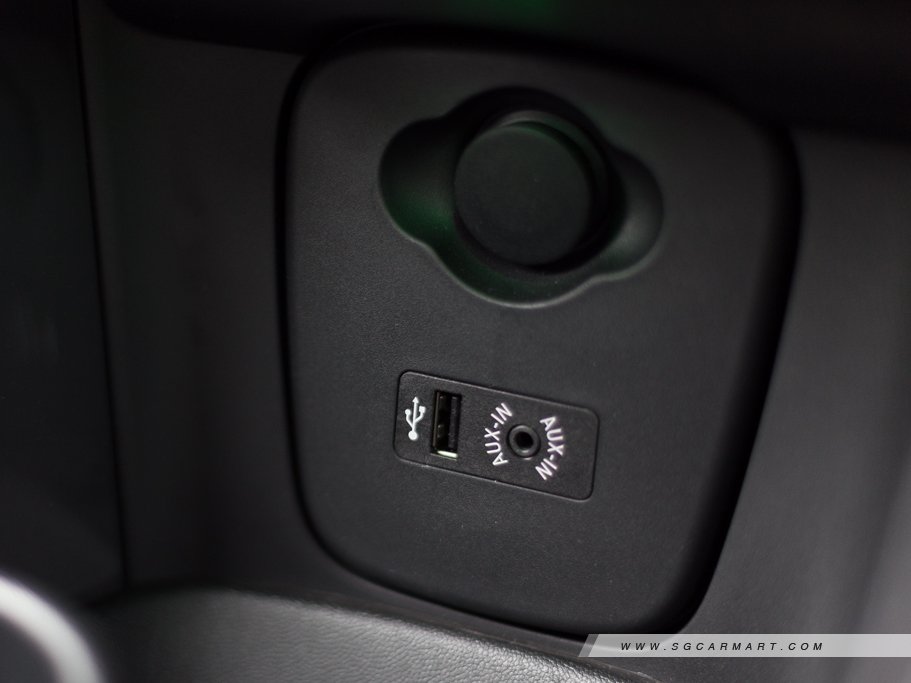 https://i.i-sgcm.com/new_cars/cars/11583/11583_g34