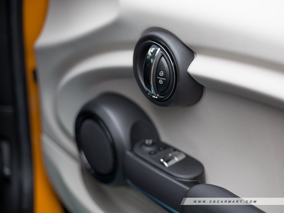 https://i.i-sgcm.com/new_cars/cars/11583/11583_g36