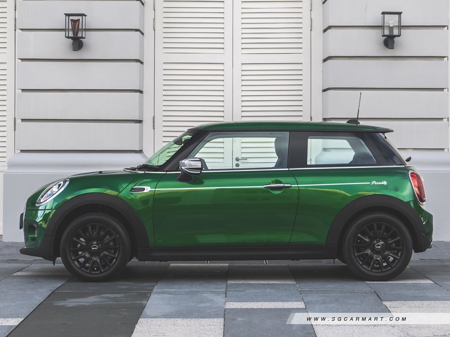 https://i.i-sgcm.com/new_cars/cars/11583/11583_g56