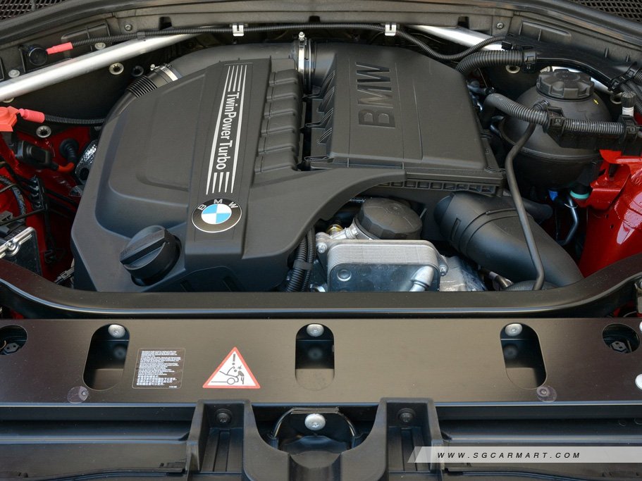 https://i.i-sgcm.com/new_cars/cars/11586/11586_g12