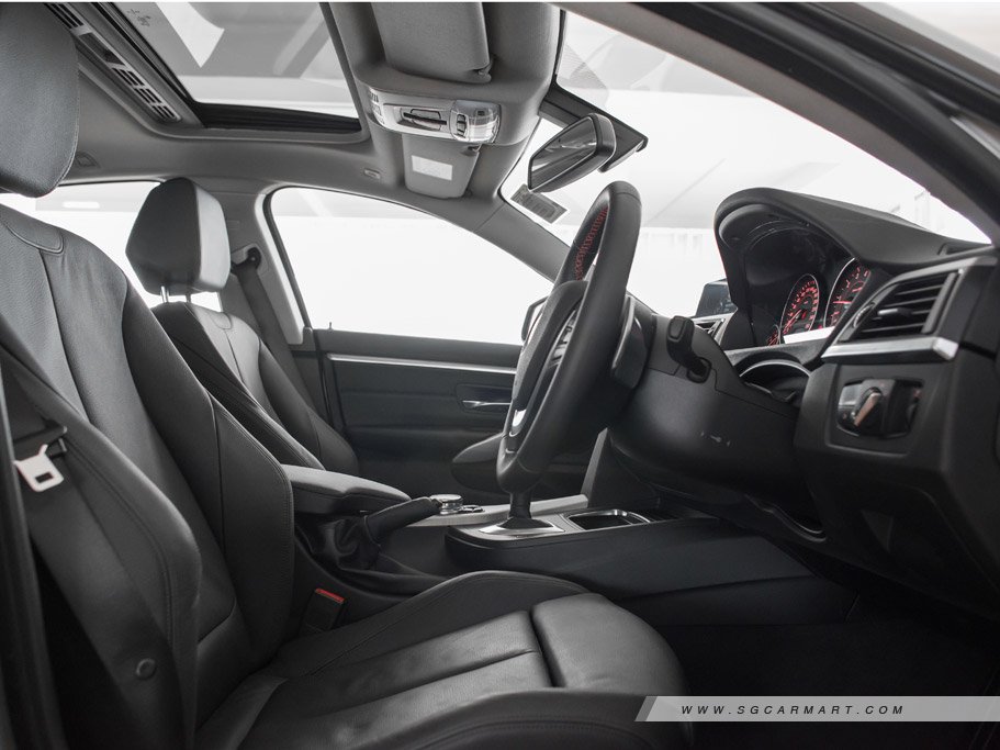 https://i.i-sgcm.com/new_cars/cars/11587/11587_g22