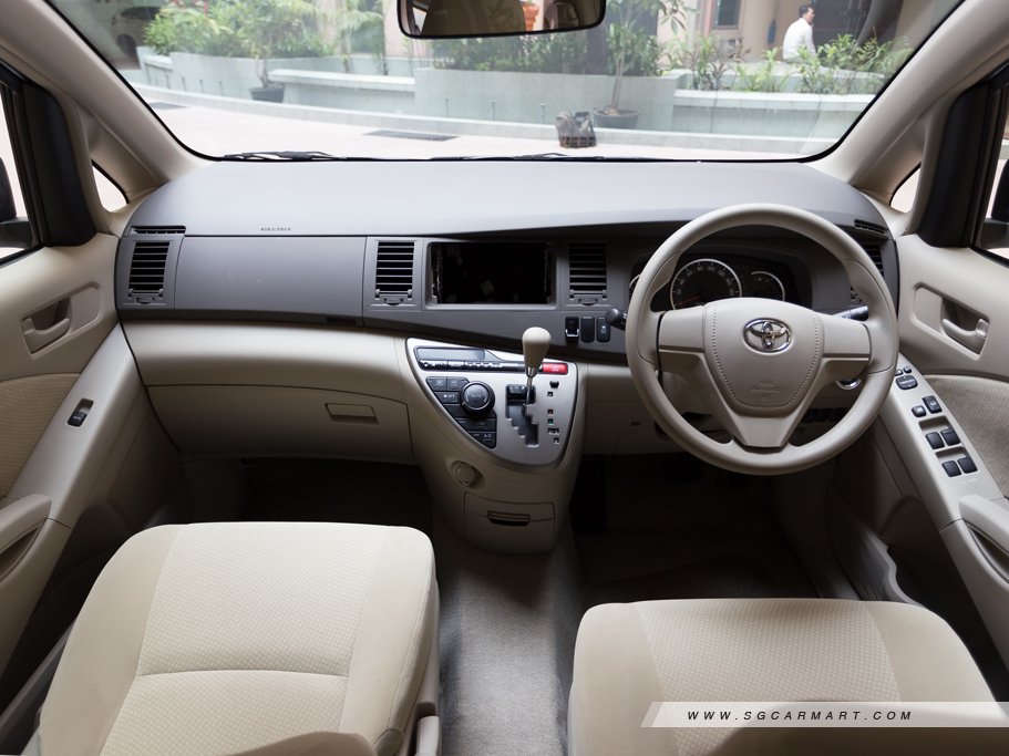 https://i.i-sgcm.com/new_cars/cars/11591/11591_g16
