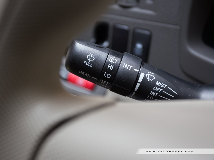 https://i.i-sgcm.com/new_cars/cars/11591/11591_g19