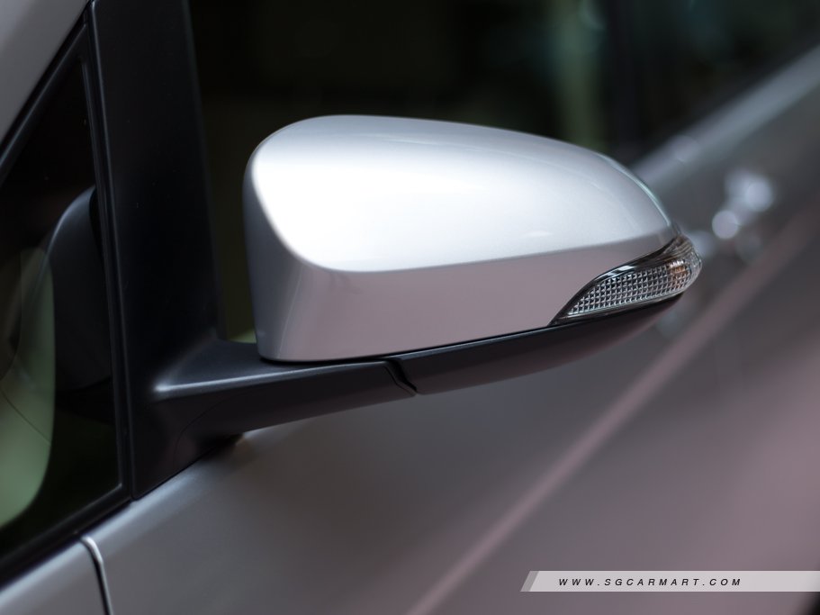 https://i.i-sgcm.com/new_cars/cars/11591/11591_g8