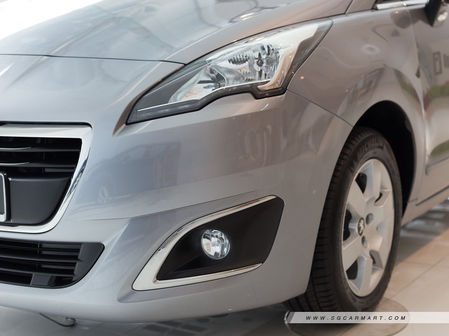 https://i.i-sgcm.com/new_cars/cars/11593/11593_g26