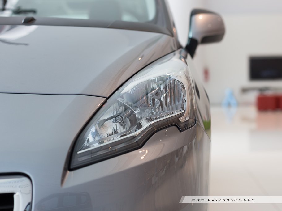 https://i.i-sgcm.com/new_cars/cars/11593/11593_g27