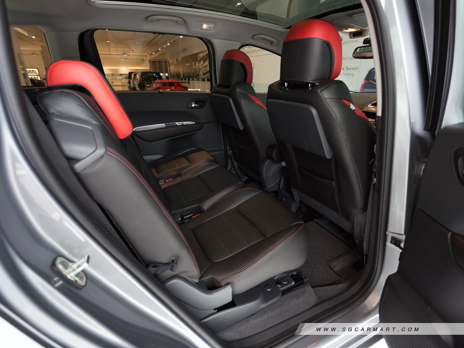 https://i.i-sgcm.com/new_cars/cars/11593/11593_g32