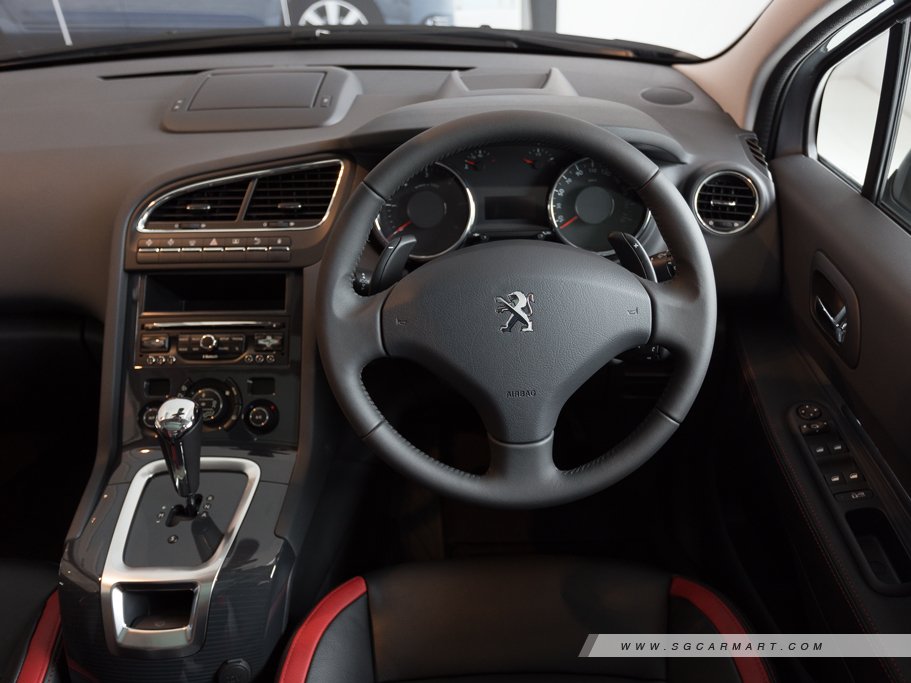 https://i.i-sgcm.com/new_cars/cars/11593/11593_g37