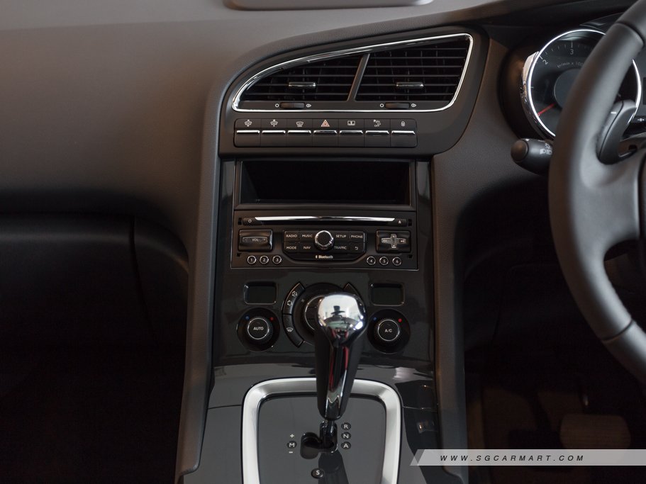 https://i.i-sgcm.com/new_cars/cars/11593/11593_g46