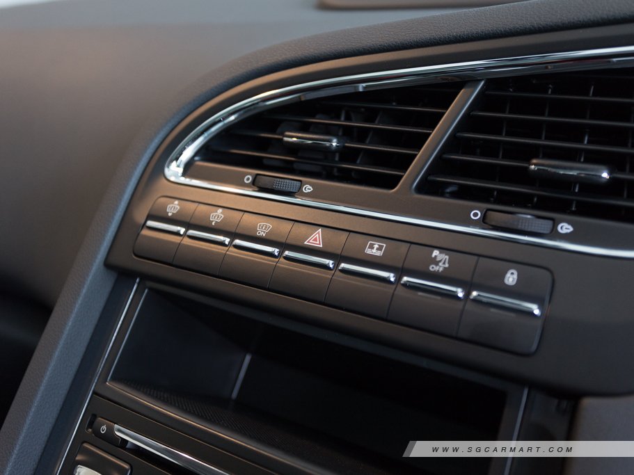 https://i.i-sgcm.com/new_cars/cars/11593/11593_g47