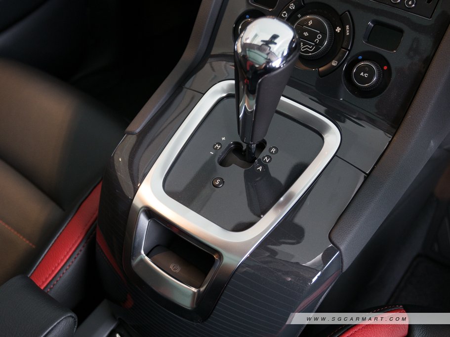 https://i.i-sgcm.com/new_cars/cars/11593/11593_g49