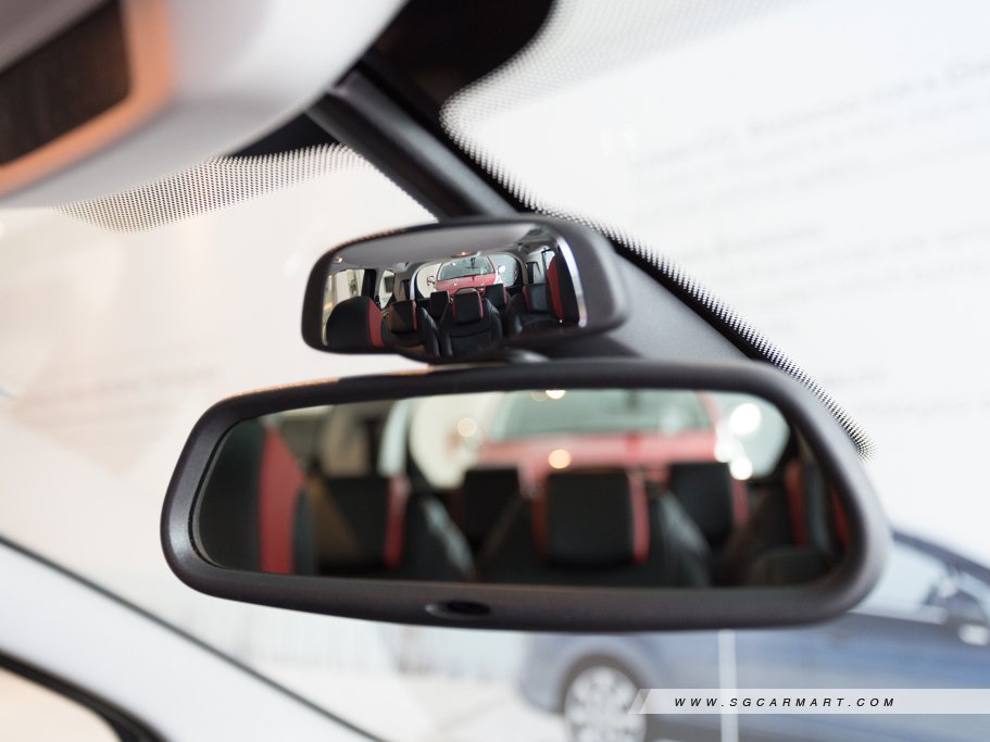 https://i.i-sgcm.com/new_cars/cars/11593/11593_g52