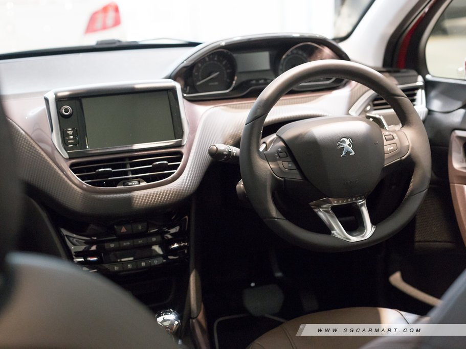 https://i.i-sgcm.com/new_cars/cars/11594/11594_g40