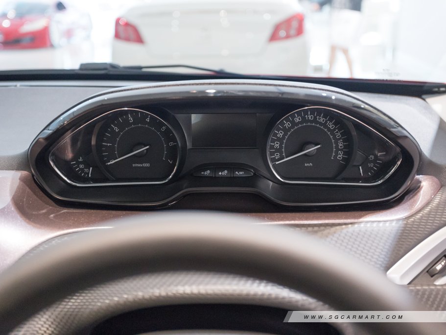 https://i.i-sgcm.com/new_cars/cars/11594/11594_g47