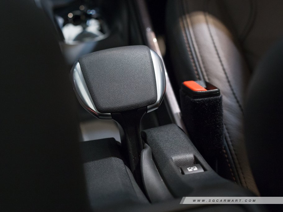 https://i.i-sgcm.com/new_cars/cars/11594/11594_g51